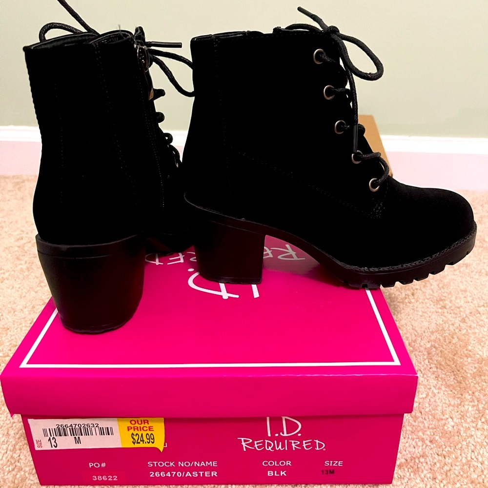 I.D Required Booties, Black, size 13 kids